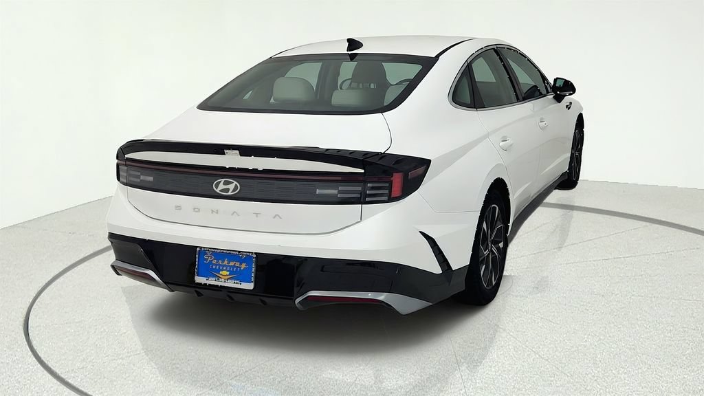 Used 2025 Hyundai Sonata SEL FWD image 6