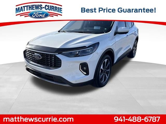 Certified 2023 Ford Escape Platinum w/ Premium Technology Package AWD/4WD image 7