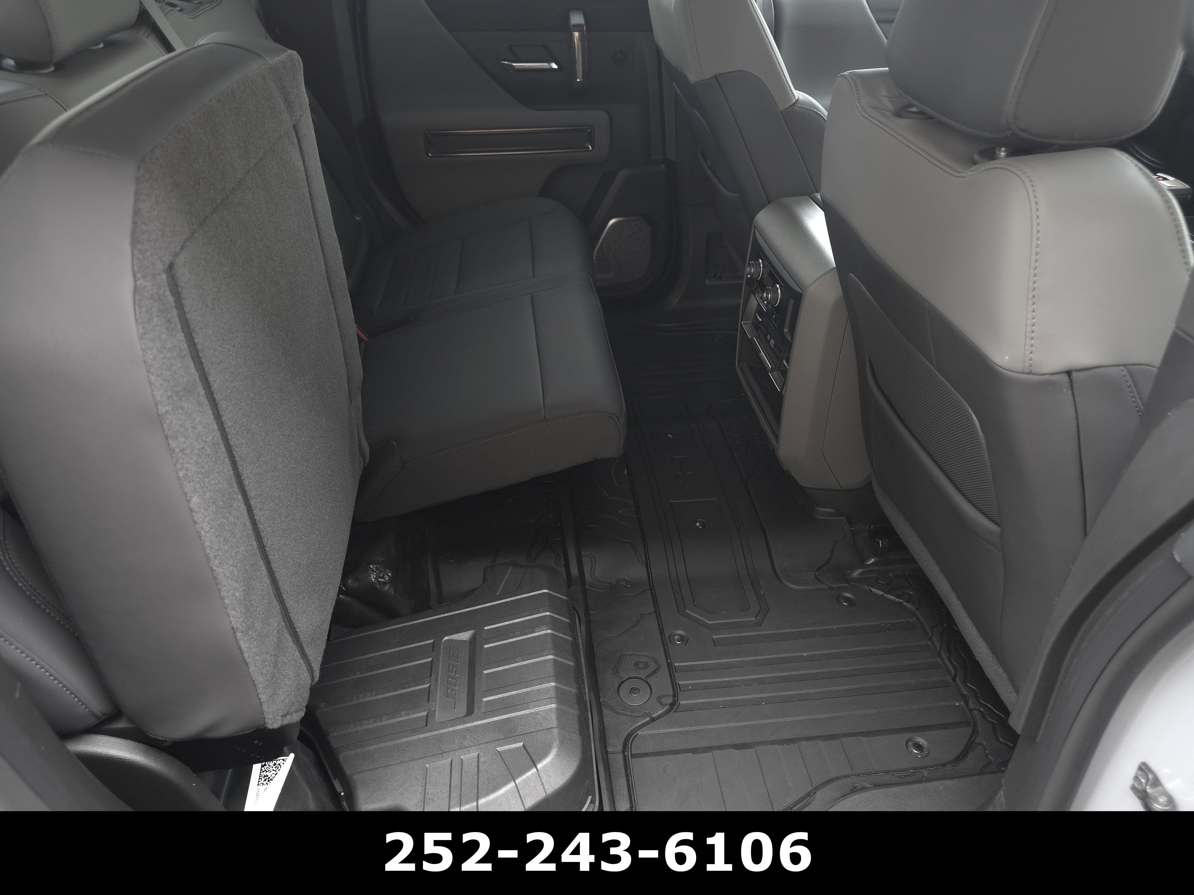 Used 2025 GMC Hummer EV 3X AWD/4WD image 42
