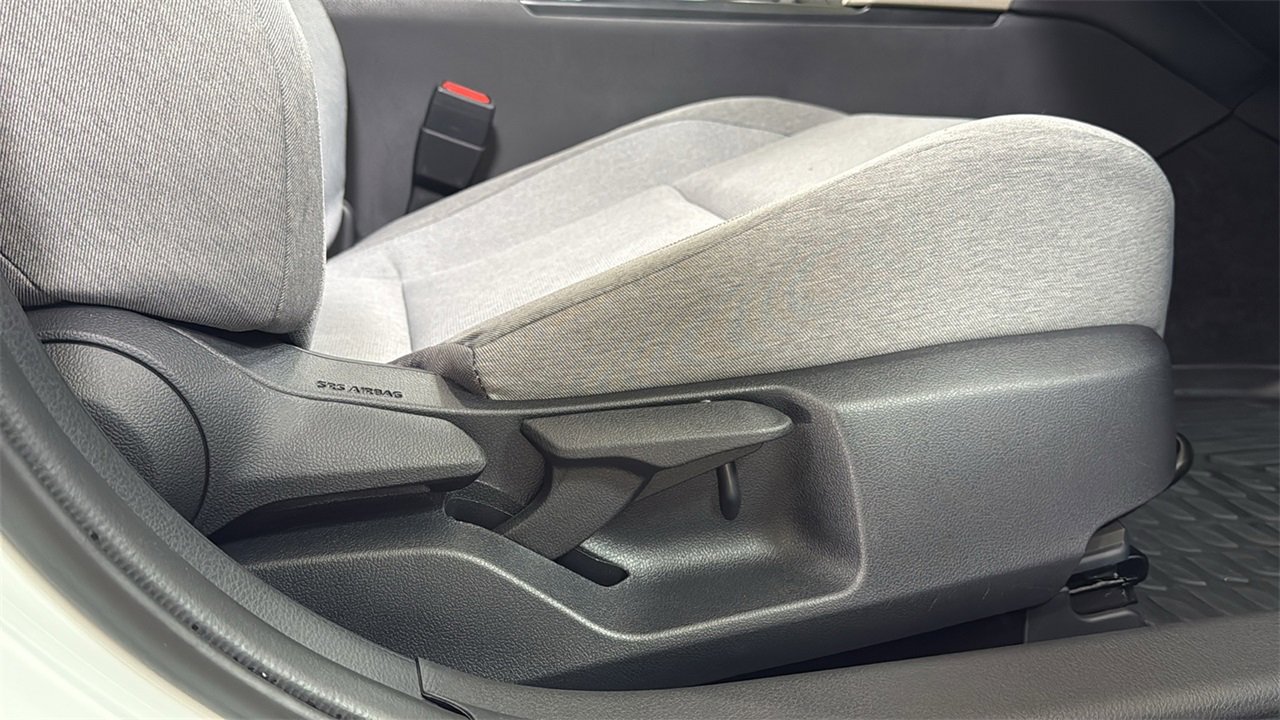 Used 2026 Toyota Camry LE w/ Convenience Package image 20