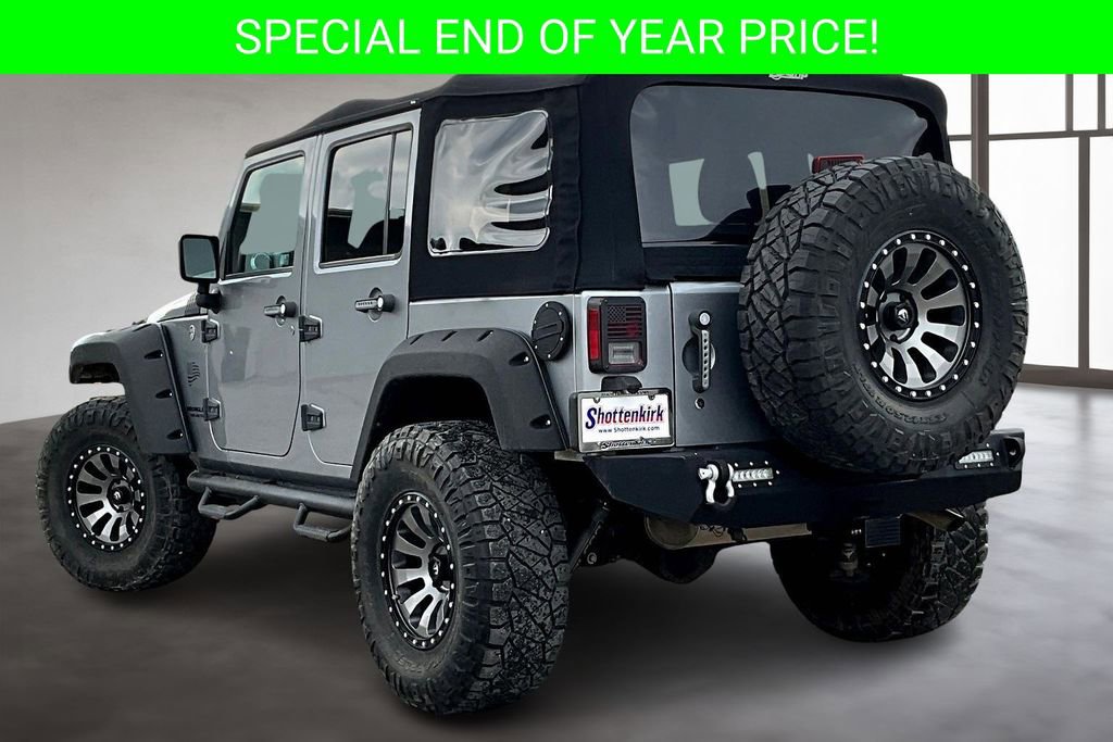 Used 2016 Jeep Wrangler Unlimited Rubicon w/ Connectivity Group image 4