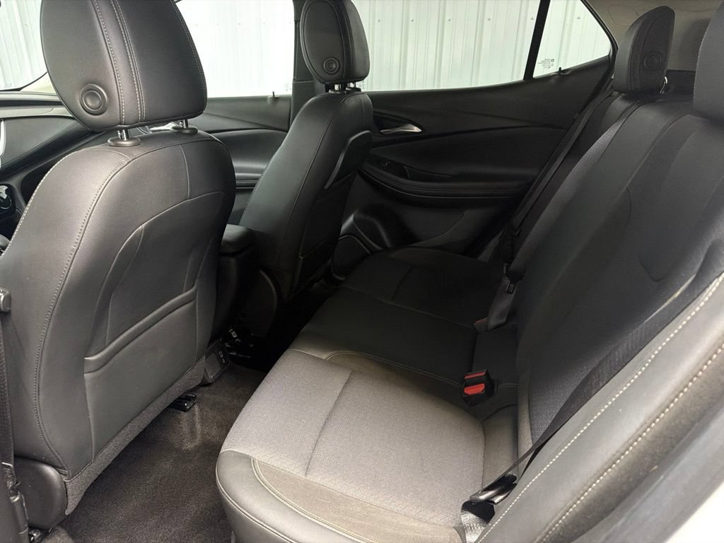 Used 2020 Buick Encore GX Preferred w/ Cold Weather Comfort Package AWD/4WD image 29