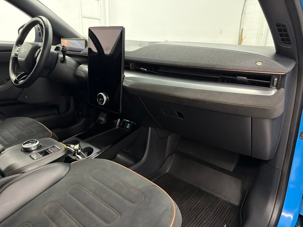 Used 2021 Ford Mustang Mach-E GT AWD/4WD image 32