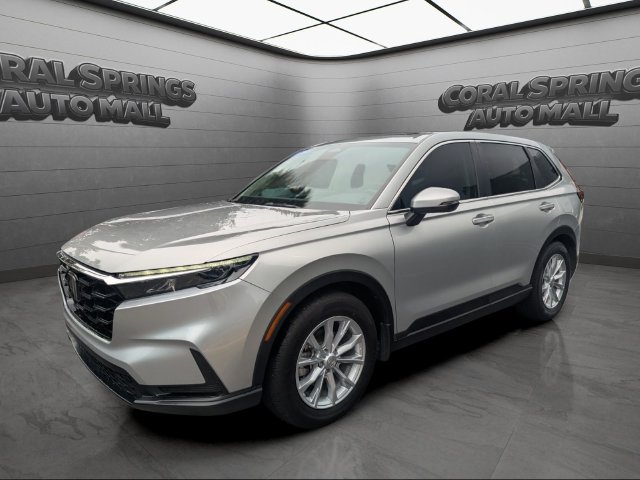 Used 2025 Honda CR-V EX image 3