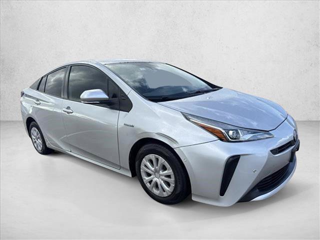 Used 2021 Toyota Prius LE FWD image 2