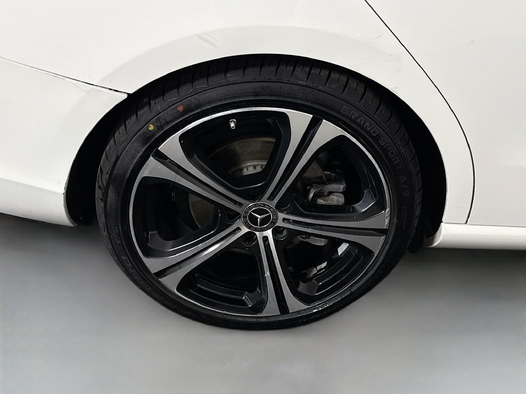 Used 2022 Mercedes-Benz C 300 Sedan w/ Exclusive Trim Package image 32