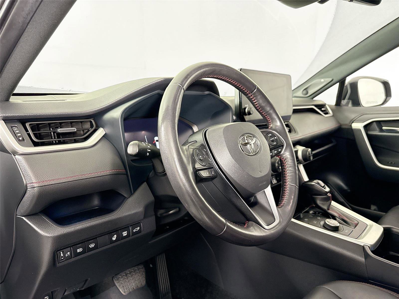 Used 2023 Toyota RAV4 XSE w/ Weather Package image 13