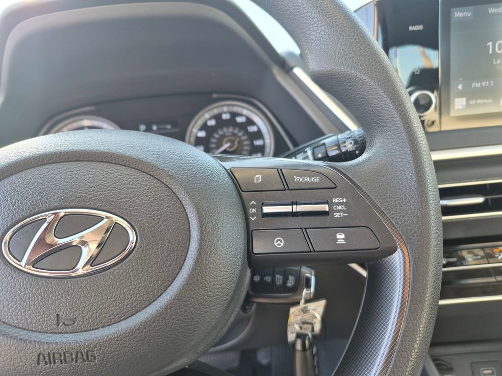 Used 2022 Hyundai Sonata SE FWD image 16