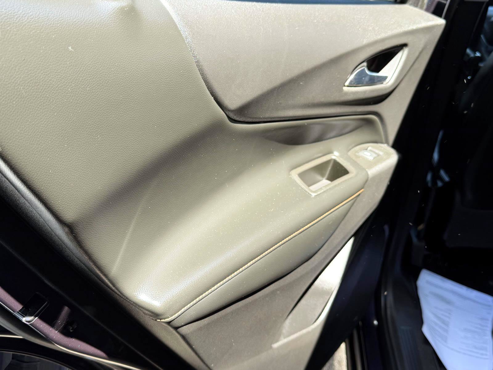 Used 2019 Chevrolet Equinox Premier AWD/4WD image 9