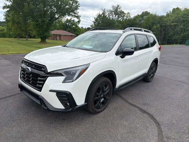 Used 2025 Subaru Ascent Onyx Edition AWD/4WD image 2