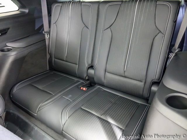 New 2026 Cadillac Vistiq Luxury w/ LPO, Floor Liner Package image 11