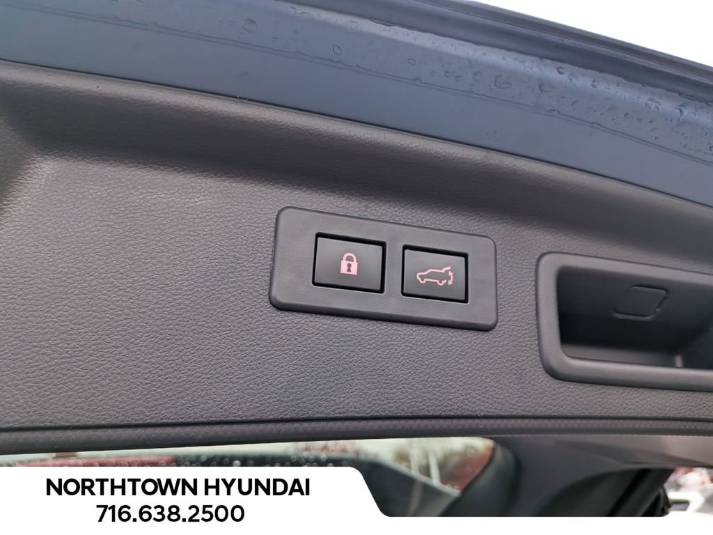 Used 2022 Subaru Forester Touring image 37