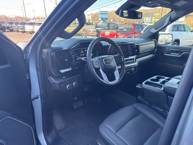 Used 2026 GMC Sierra 1500 SLT image 9