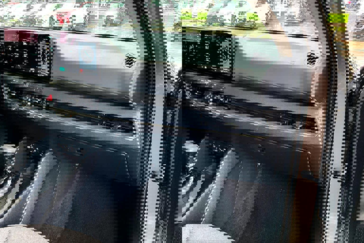 Used 2025 Kia K4 EX image 16