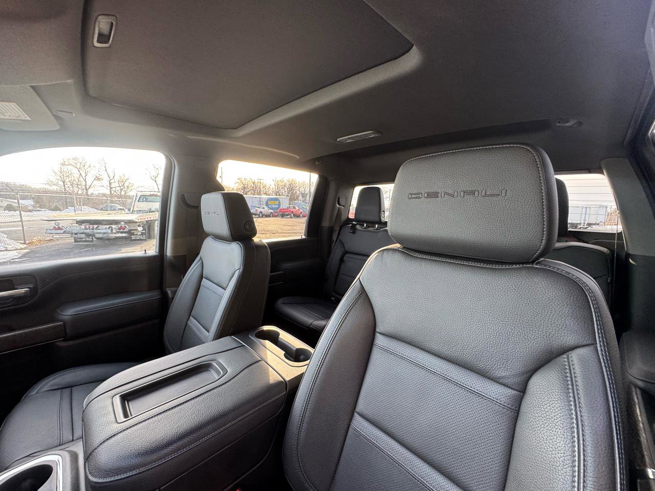 Used 2022 GMC Sierra 2500 Denali AWD/4WD image 23