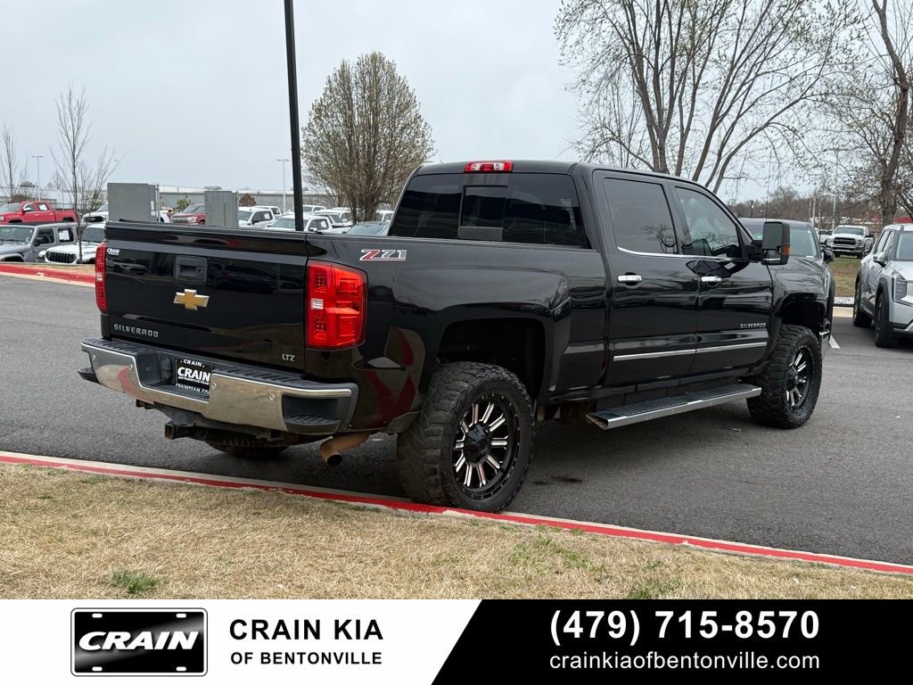 Used 2015 Chevrolet Silverado 1500 LTZ Z71 w/ LTZ Plus Package RWD image 8