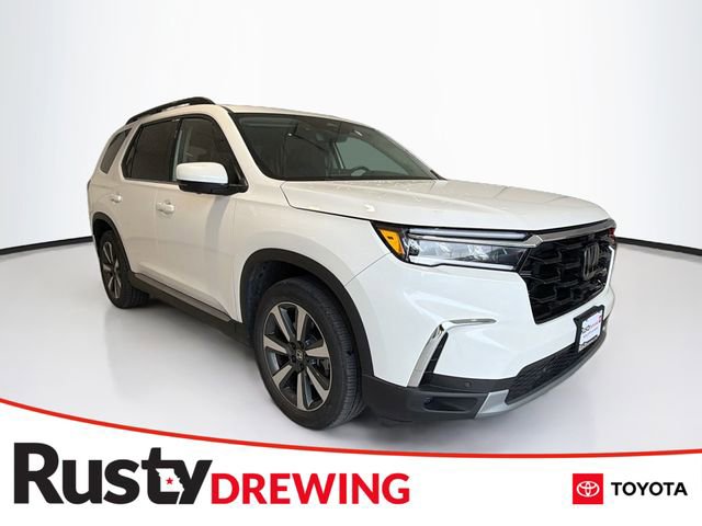 Used 2025 Honda Pilot Elite image 1