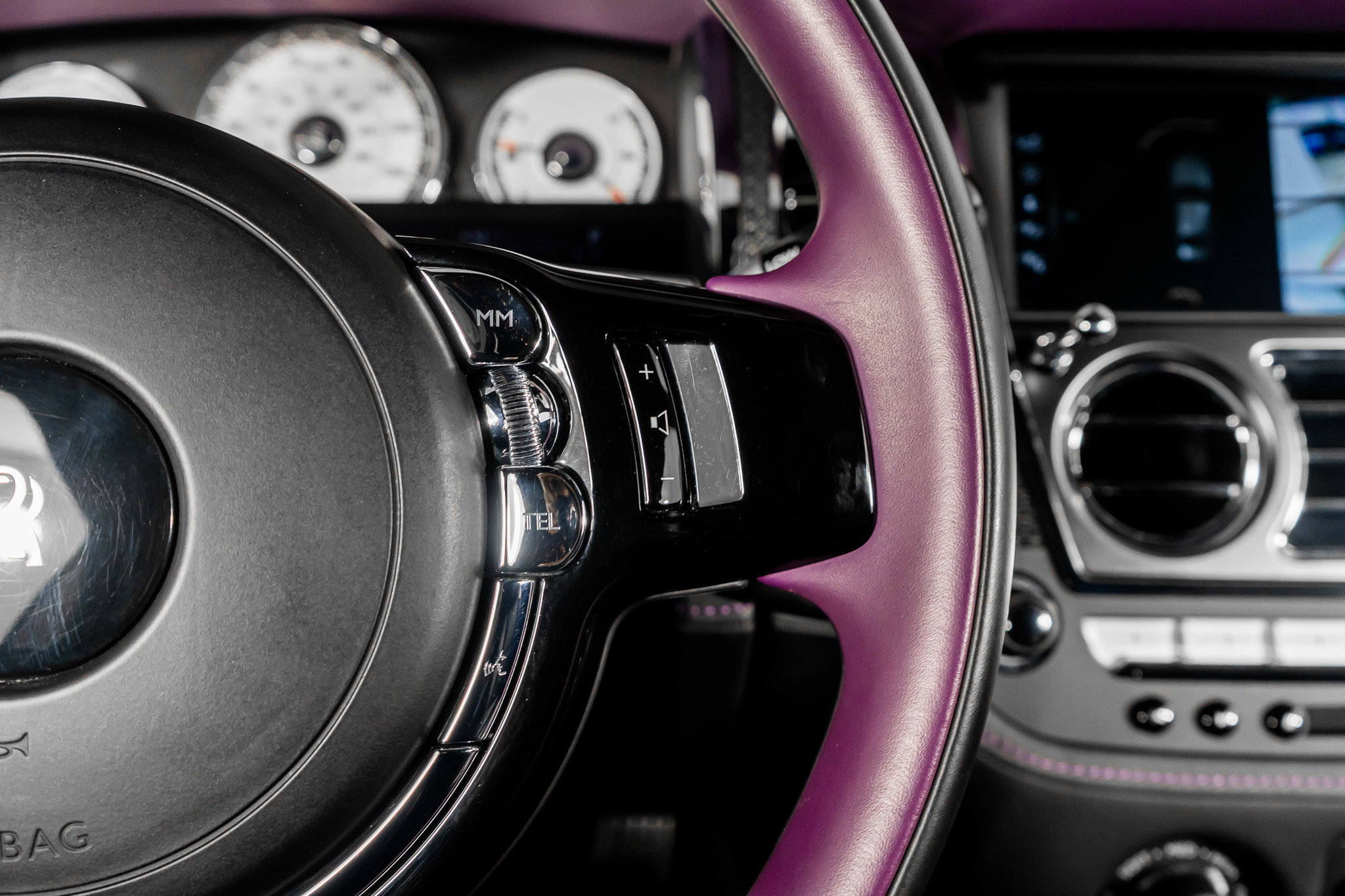 Used 2020 Rolls-Royce Wraith RWD image 50