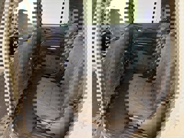 New 2026 Chevrolet Traverse LT w/ Midnight/Sport Edition image 13