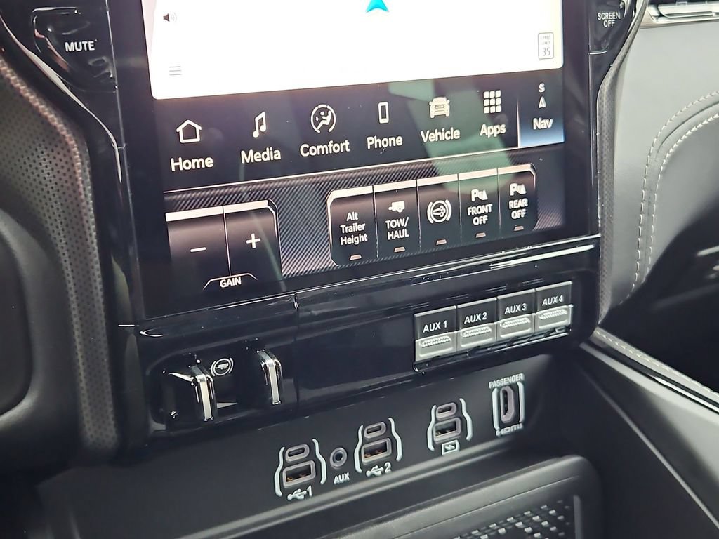 New 2026 RAM 2500 Limited AWD/4WD image 25