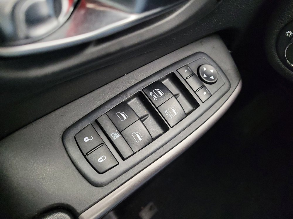 Used 2019 Jeep Cherokee Limited AWD/4WD image 27