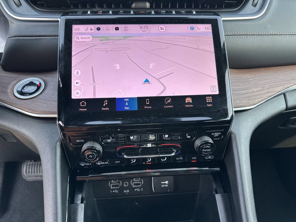 Certified 2025 Jeep Grand Cherokee Summit AWD/4WD image 11