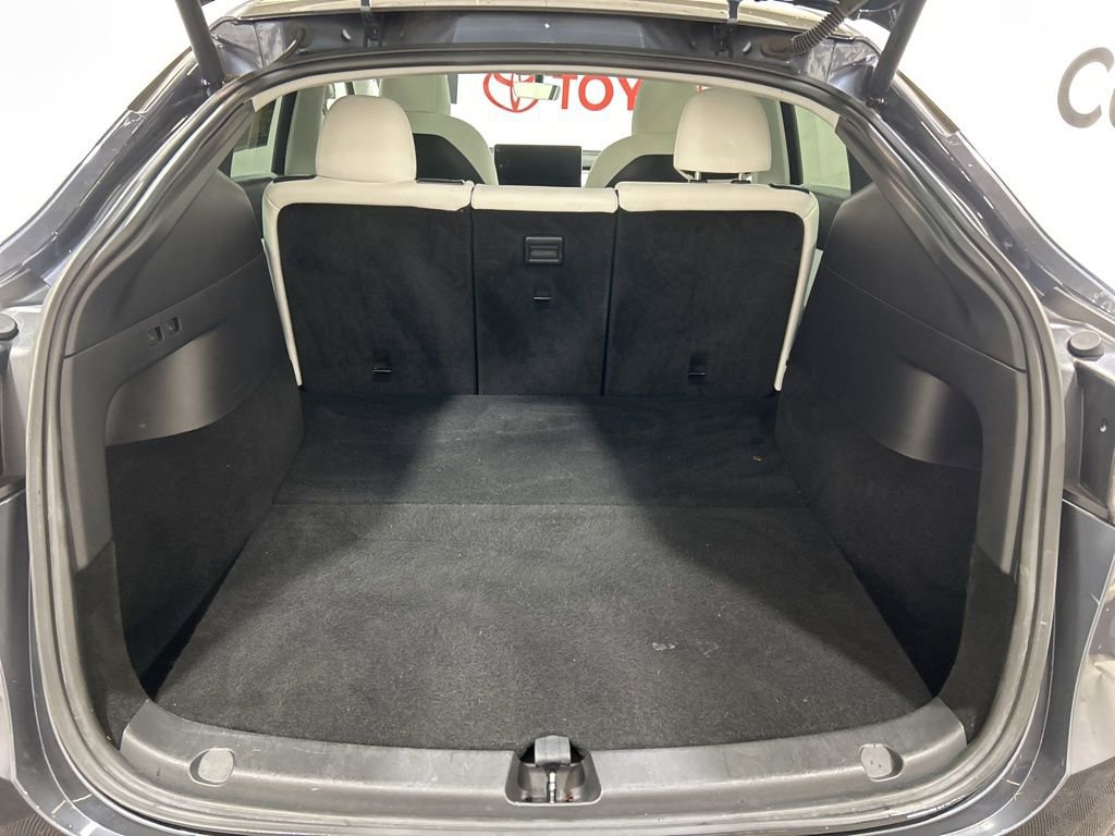 Used 2020 Tesla Model Y Long Range image 21