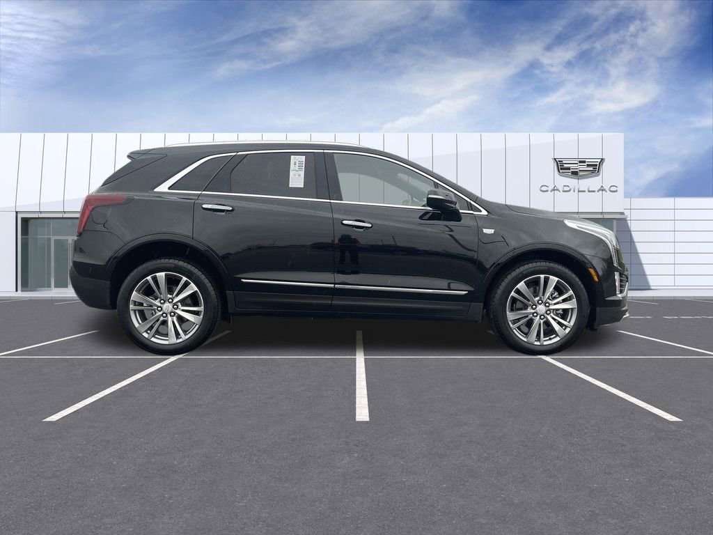 Certified 2025 Cadillac XT5 Premium Luxury image 9