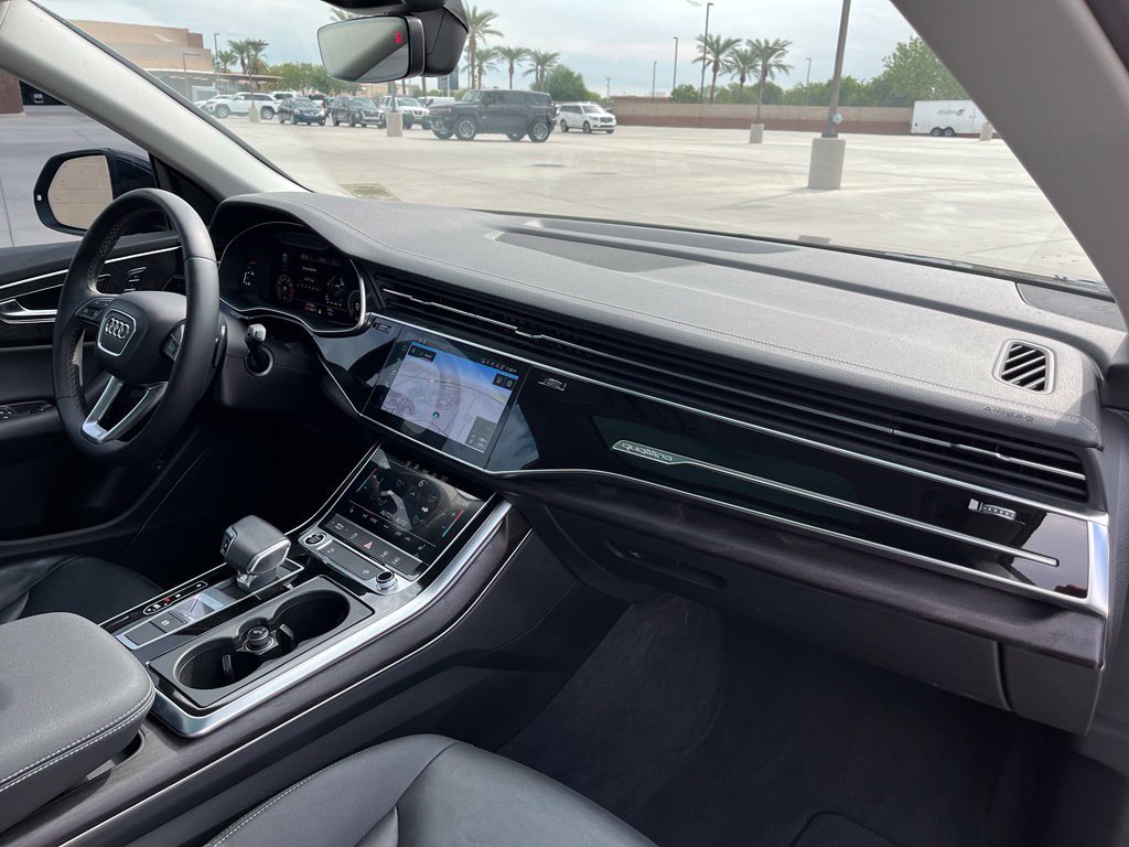 Used 2023 Audi Q8 Premium w/ Convenience Package AWD/4WD image 15