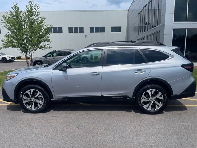 Used 2020 Subaru Outback Limited AWD/4WD image 8