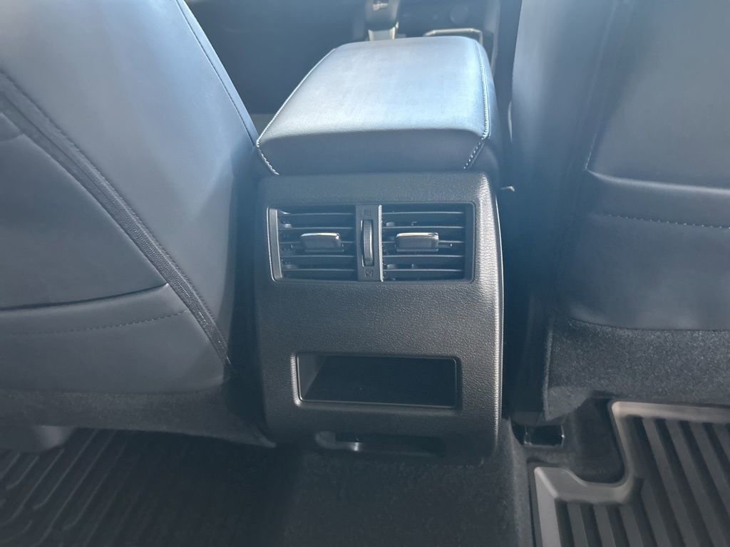 New 2026 Mitsubishi Outlander SE image 29