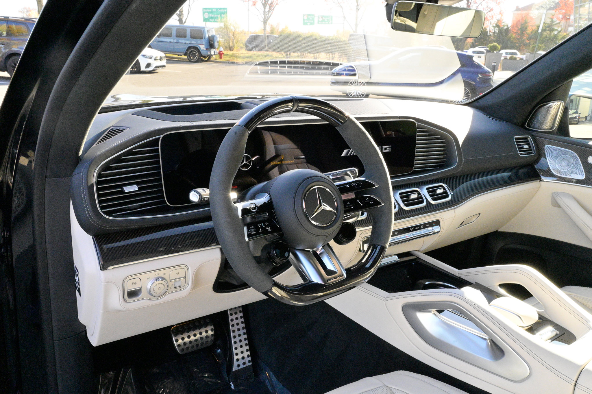 Used 2025 Mercedes-Benz GLS 63 AMG 4MATIC image 14