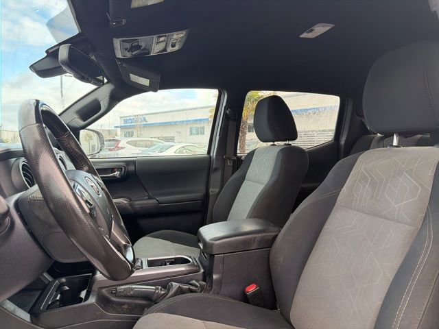 Used 2021 Toyota Tacoma TRD Off-Road AWD/4WD image 19