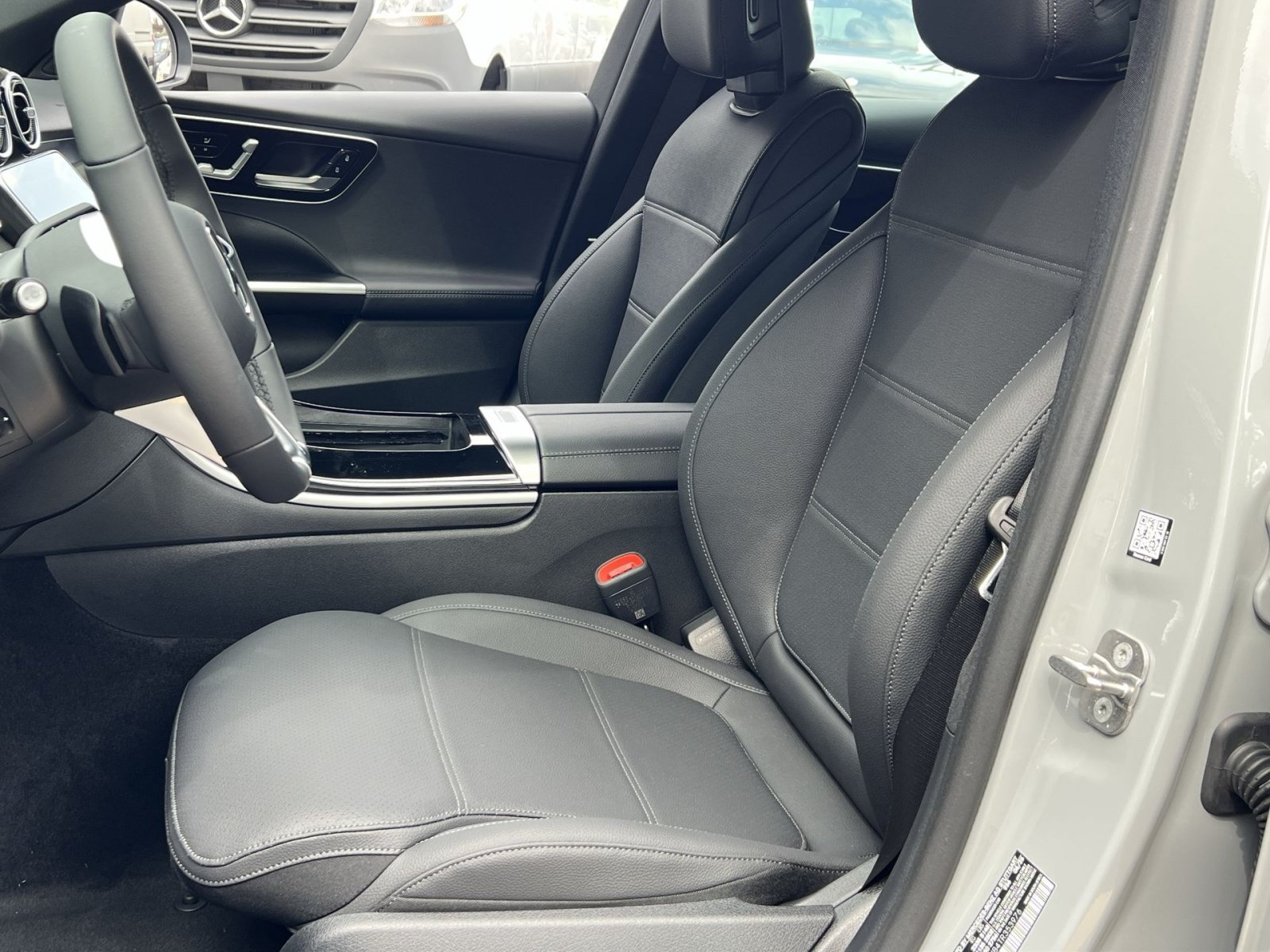 New 2026 Mercedes-Benz C 300 4MATIC Sedan image 18