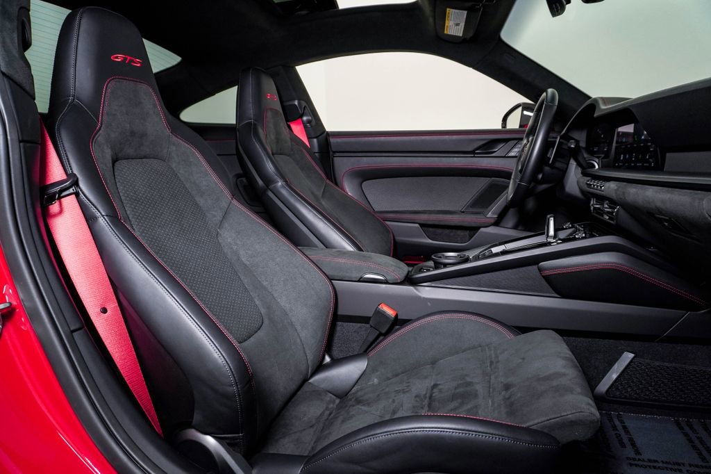Certified 2025 Porsche 911 Carrera GTS RWD image 16