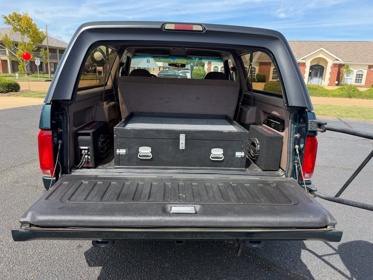 Used 1993 Ford Bronco XLT AWD/4WD image 10