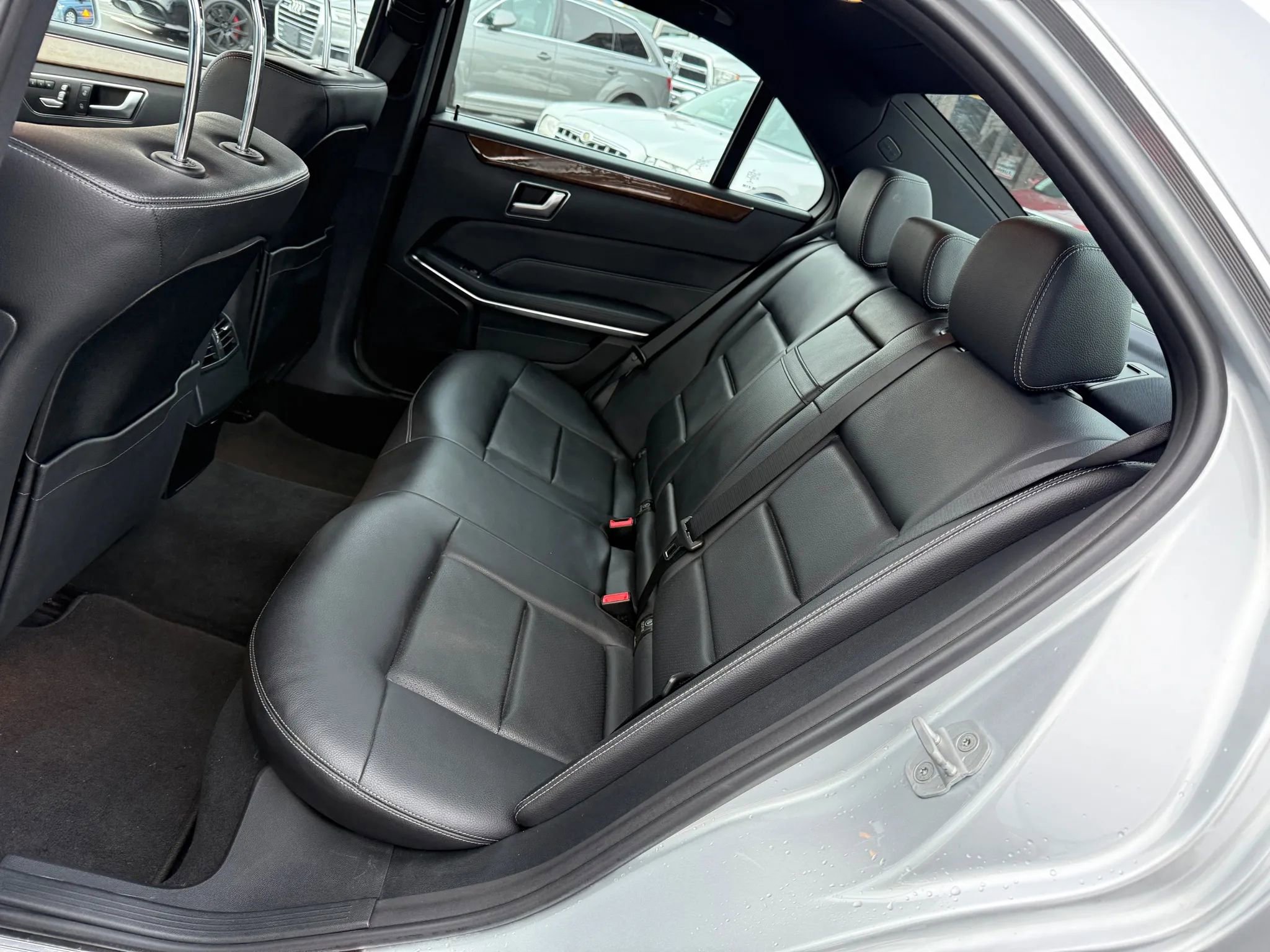 Used 2016 Mercedes-Benz E 350 Sedan image 12
