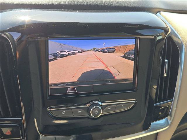 Used 2023 Chevrolet Traverse LS FWD image 15