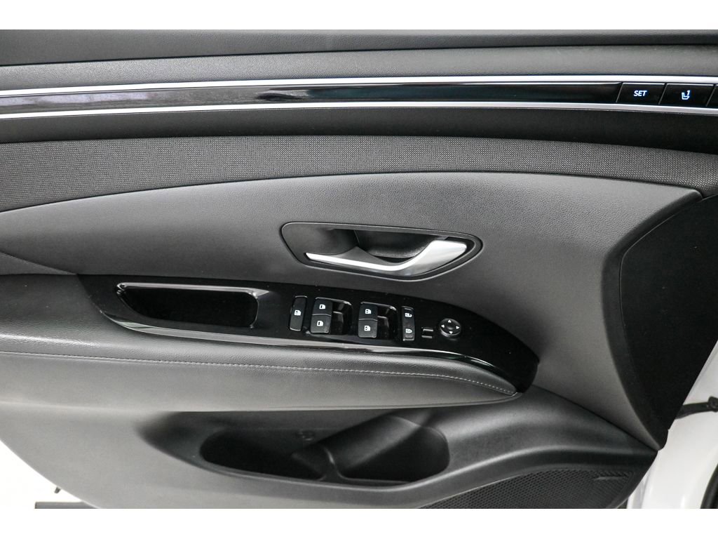 Used 2023 Hyundai Tucson Limited image 31