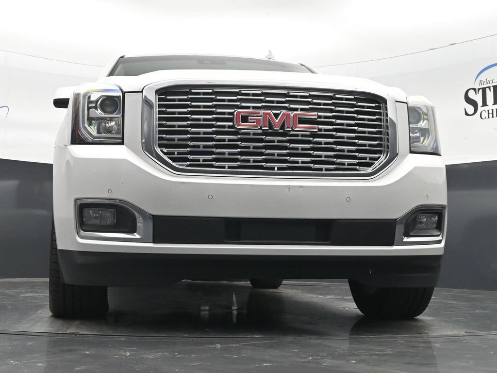Used 2020 GMC Yukon XL Denali w/ Enhanced Security Package RWD image 27