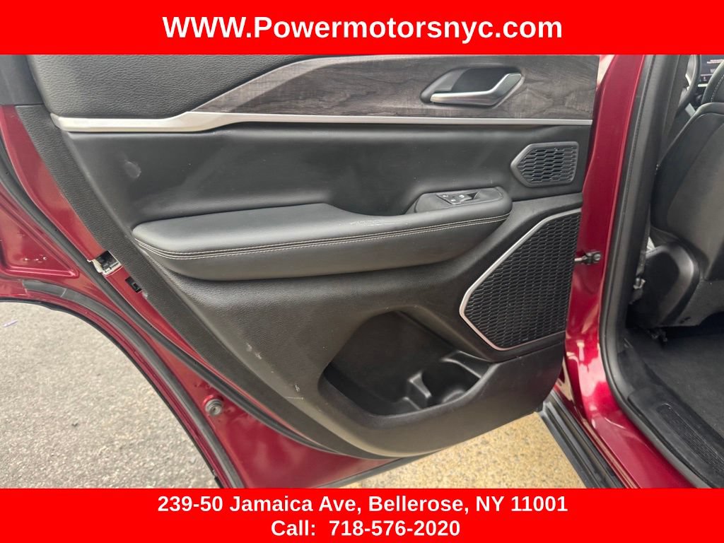 Used 2023 Jeep Grand Cherokee 4WD 4xe image 25