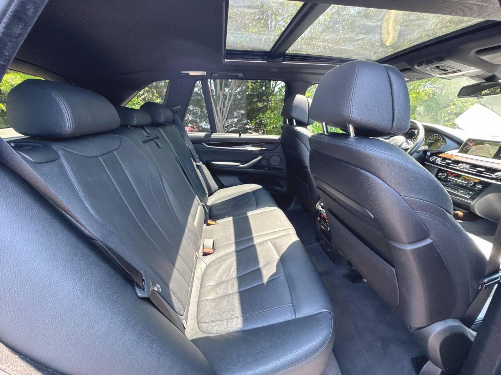 Used 2015 BMW X5 xDrive50i AWD/4WD image 31