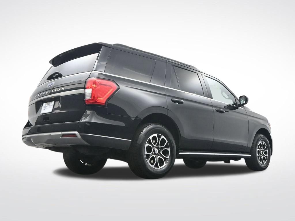 Used 2023 Ford Expedition XLT image 35