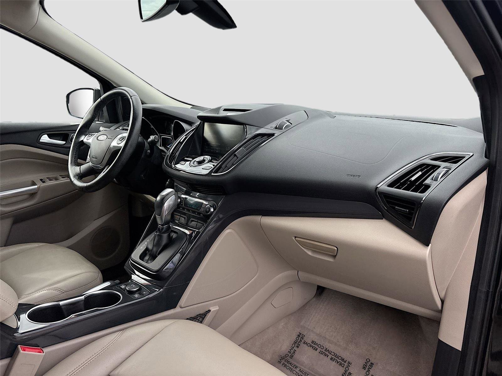 Used 2015 Ford Escape Titanium image 32