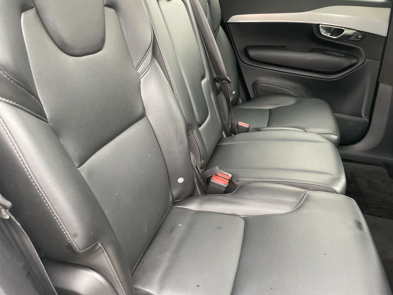Used 2018 Volvo XC90 T5 Momentum w/ Convenience Package FWD image 15