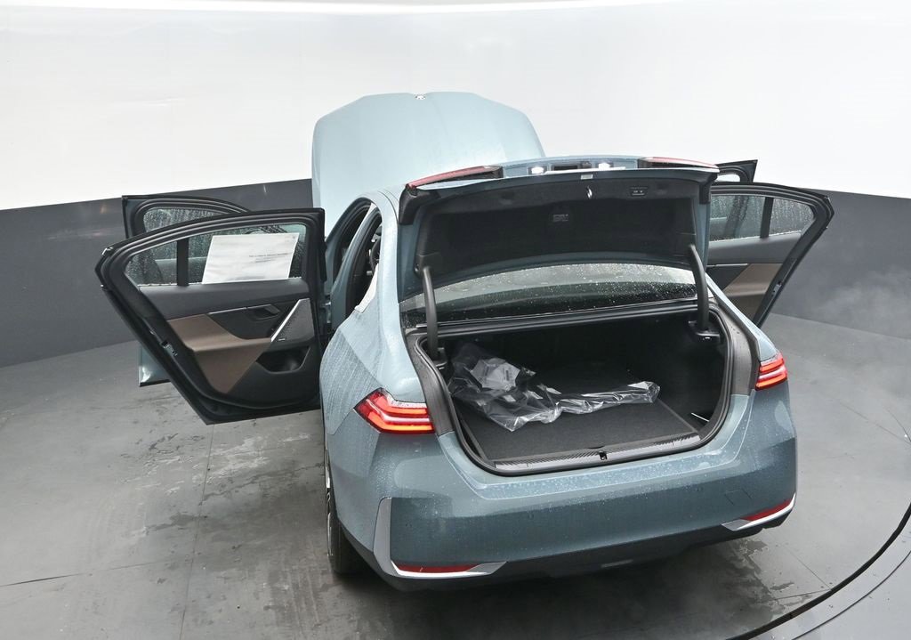 New 2026 BMW 530i w/ Premium Package image 49