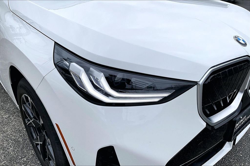 Used 2025 BMW X3 xDrive30i w/ M Sport Package image 39