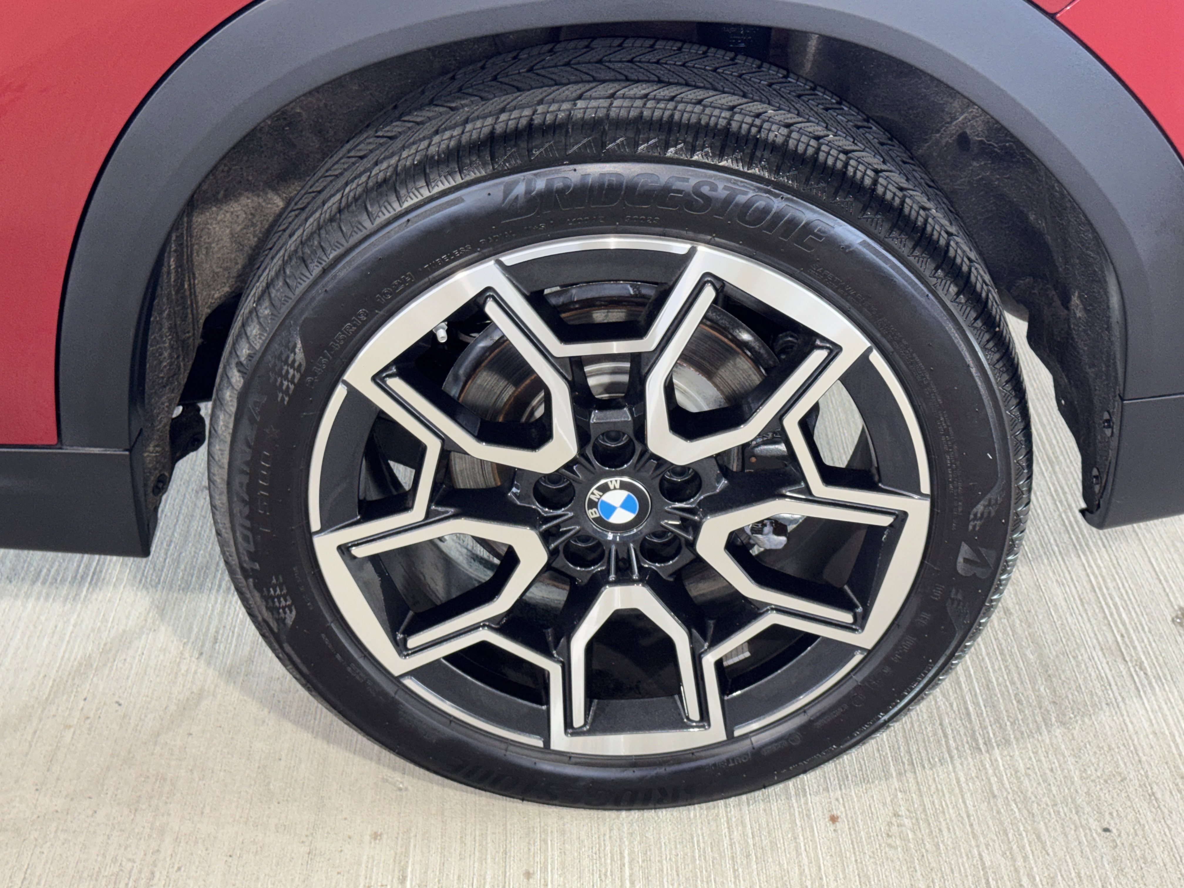 Certified 2025 BMW X2 xDrive28i w/ Premium Package image 36