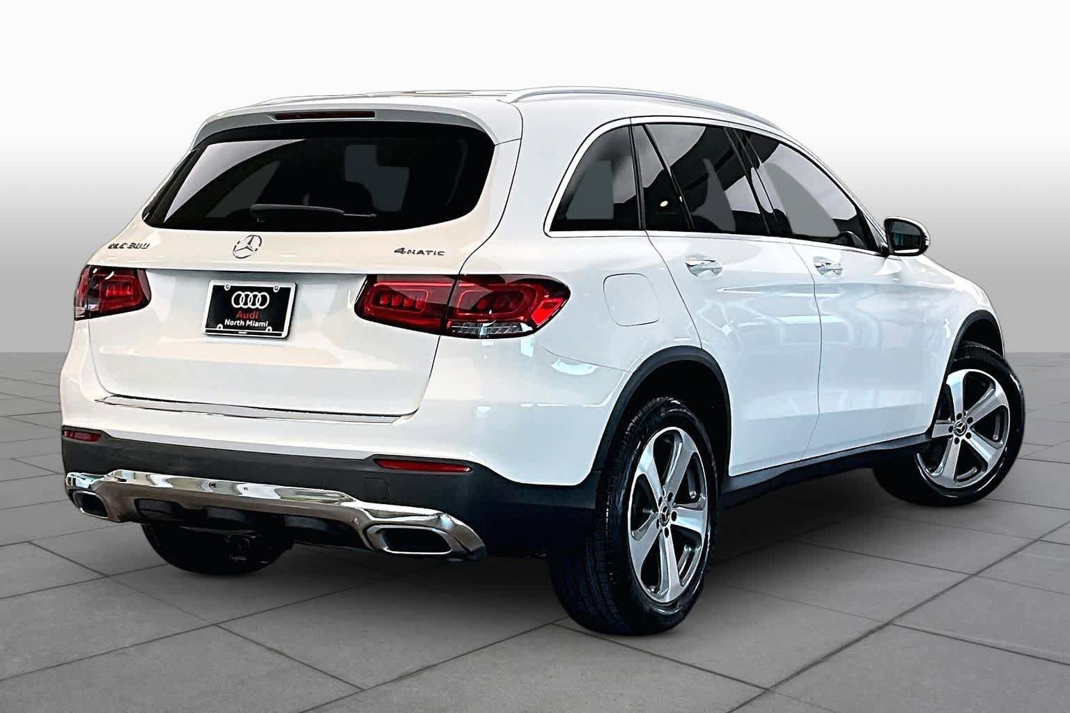 Used 2020 Mercedes-Benz GLC 300 4MATIC image 13