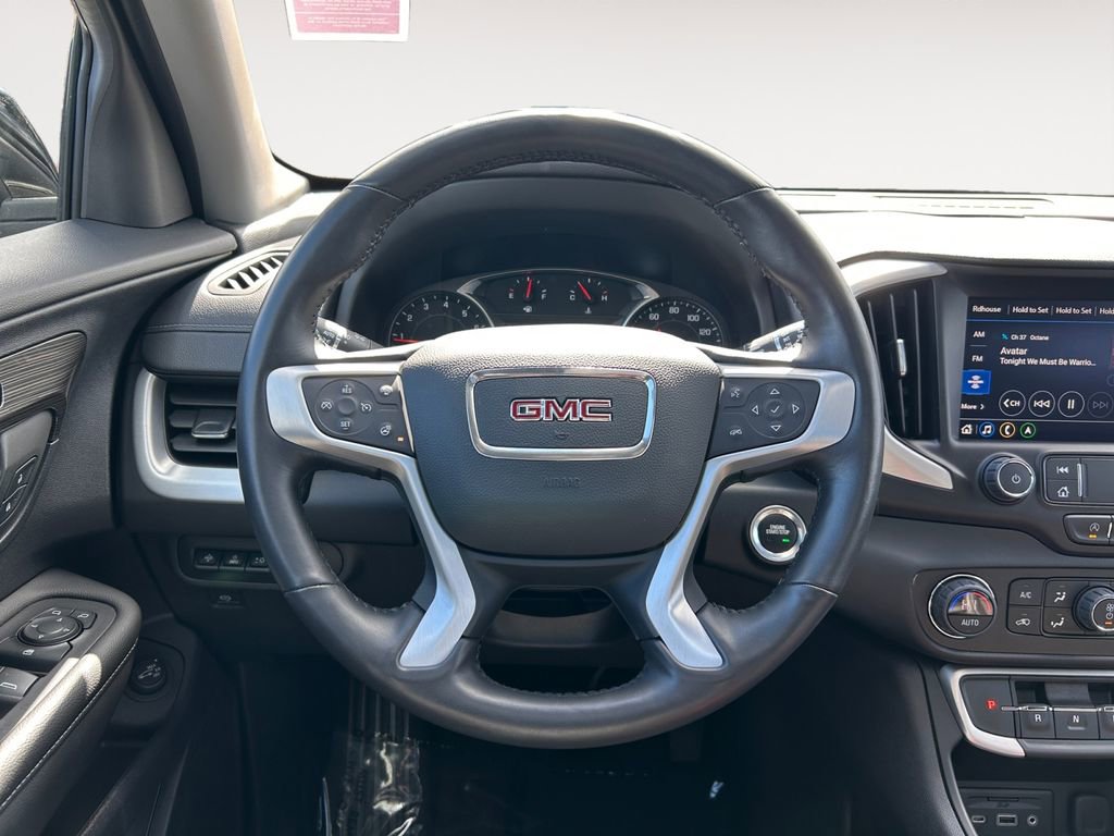 Used 2022 GMC Terrain SLT w/ Infotainment Package II image 14